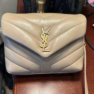 YSL Toy Lou Lou in great condition
